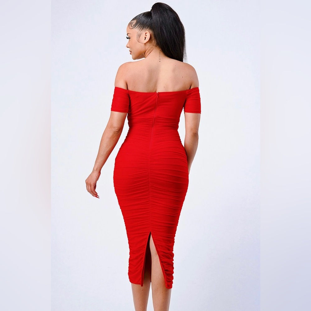Ruby dress - Picture 3 of 3